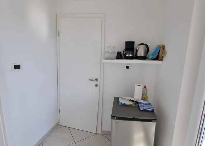 Domagoj D&d, Lägenhet