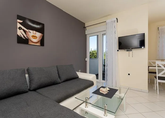 Domagoj D&d, Apartament Baška