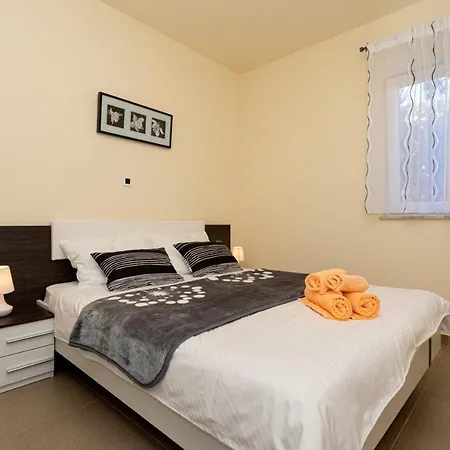 Appartement Domagoj D&d, *