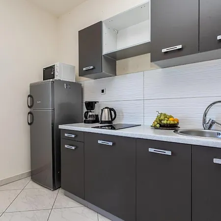 Domagoj D&d, Appartement Baška